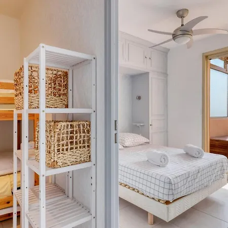 Exceptional Sea View In Lavandou Lejlighed