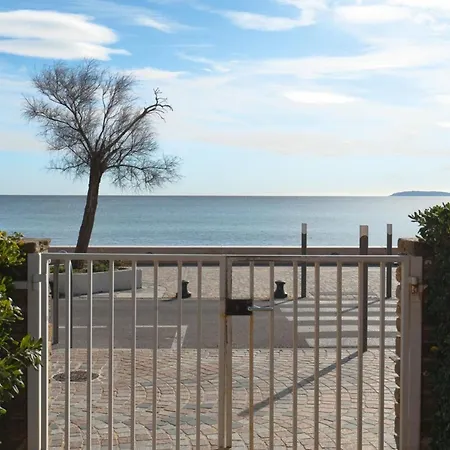 Exceptional Sea View In Lavandou *