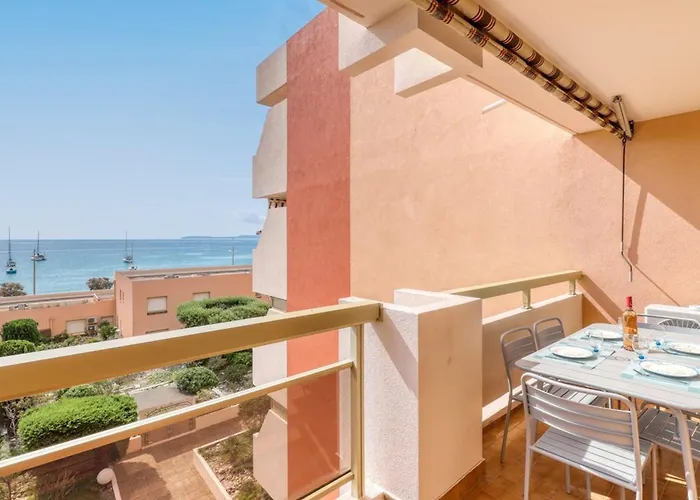 Exceptional Sea View In Lavandou